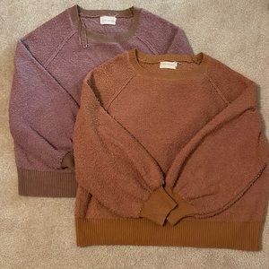 2 Dreamers popcorn sweaters (S/M)